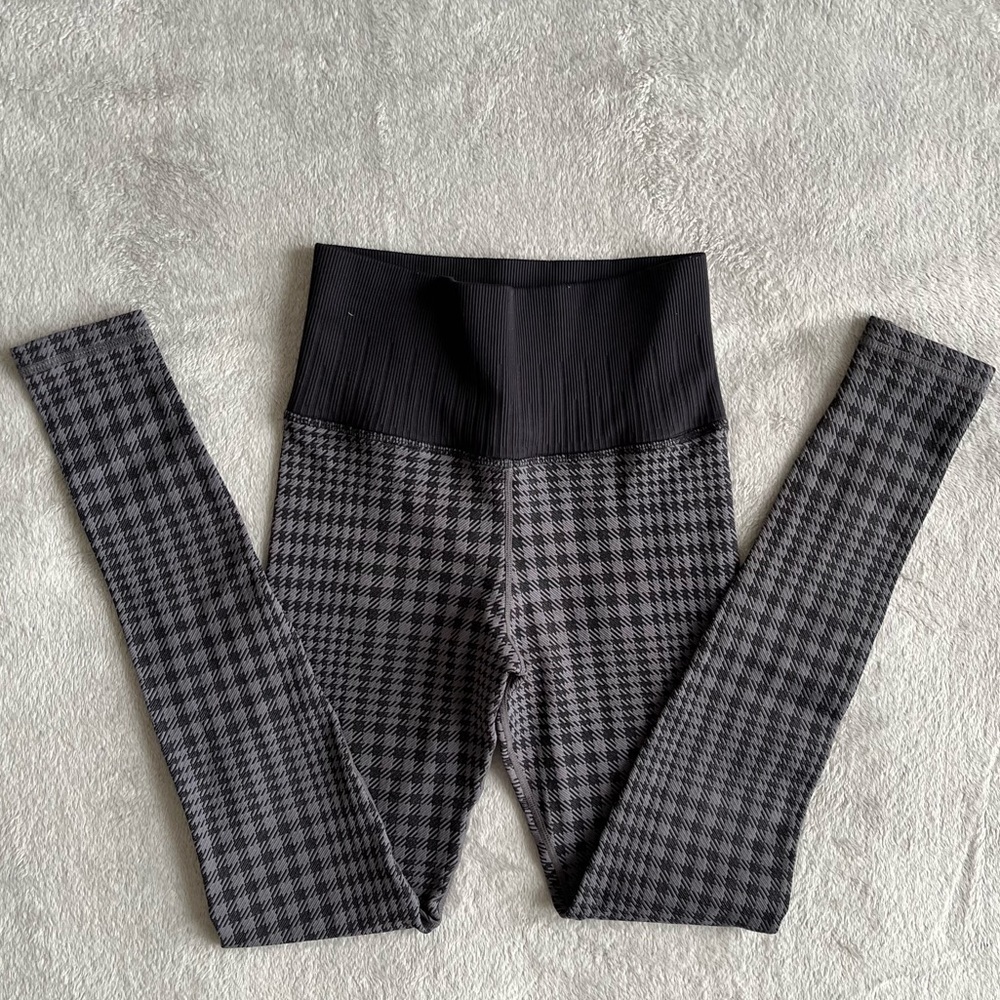 Avocado Black Grey High Rise Leggings XS Small 25 Inch